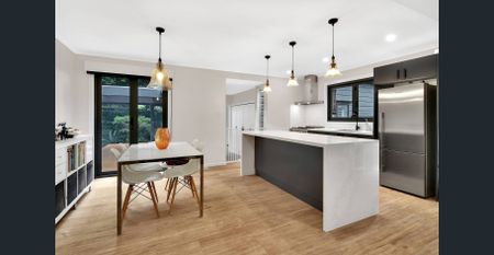 Blue Ribbon Turramurra Locale … Walk Shops & Public Transport - Photo 3