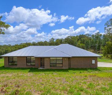 Beautiful Home with a Beautiful Outlook&excl; - Photo 5