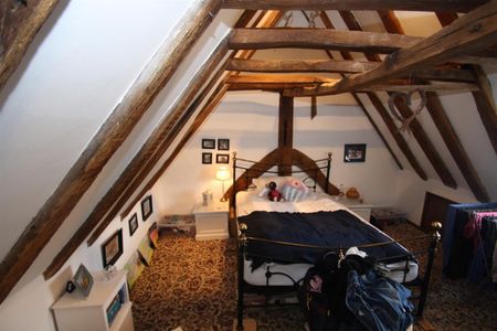 The Square, Lenham, Maidstone - Photo 5