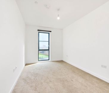 New Road, Dagenham, RM9 - Photo 1