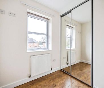 3 bedroom semi-detached house to rent - Photo 5