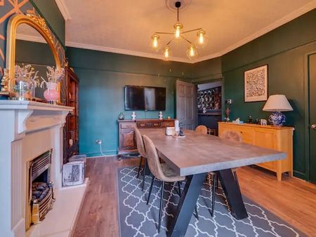 3 Bed Terraced House, Culcheth Lane, M40 - Photo 5