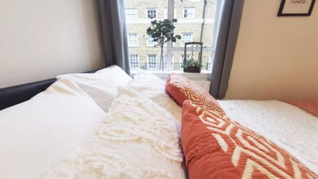 1 bedroom in a flat share to rent - Photo 5