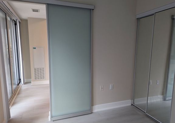 For Lease - 7 Grenville Street Unit# 1605, Toronto, Ontario - Photo 1