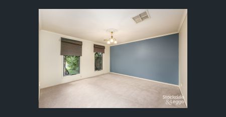 QUIET COURT LOCATION - Photo 3