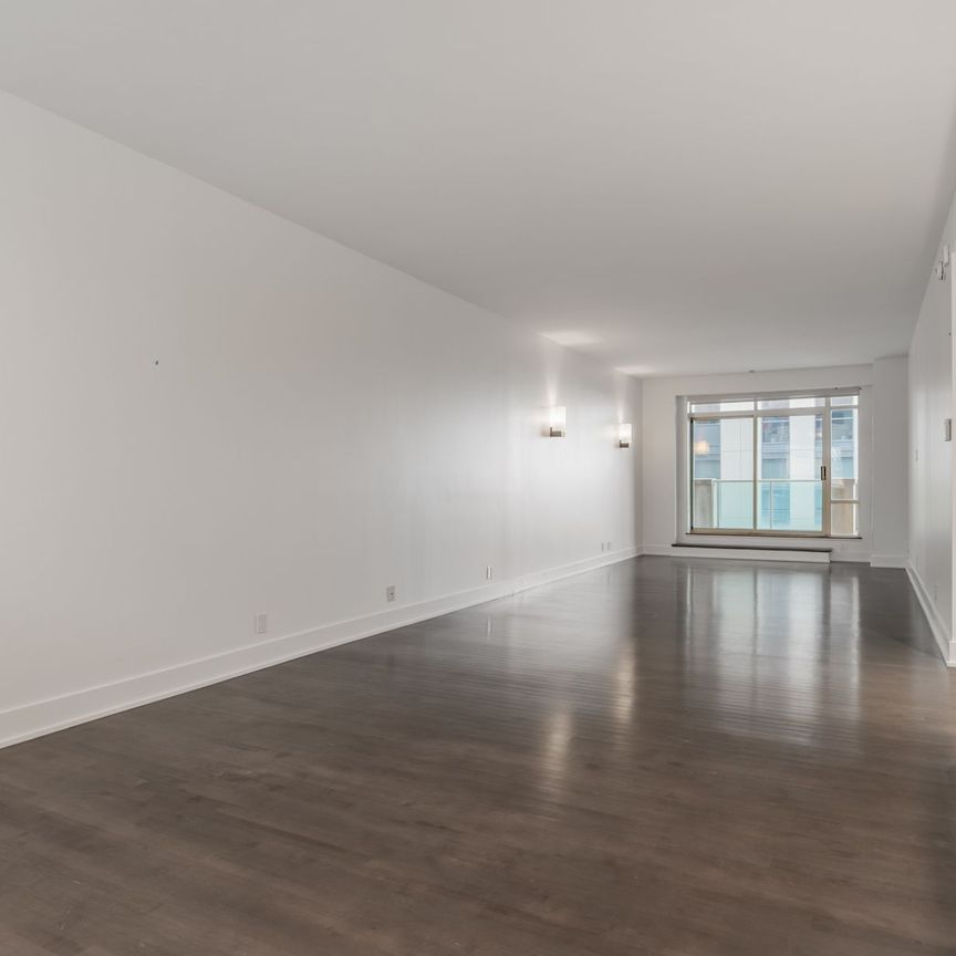 For Lease - 61 Yorkville Avenue Unit# 14D, Toronto, Ontario - Photo 1
