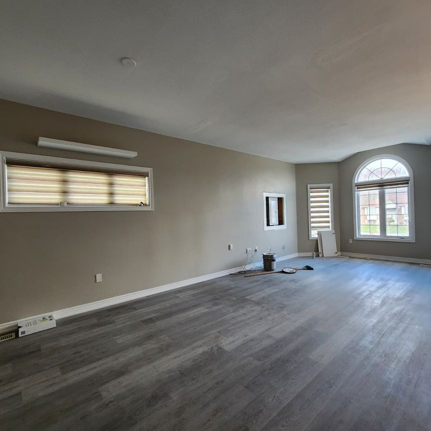 For Lease - 3509 DOMINION Road Unit# UPPER, Fort Erie, Ontario - Photo 1