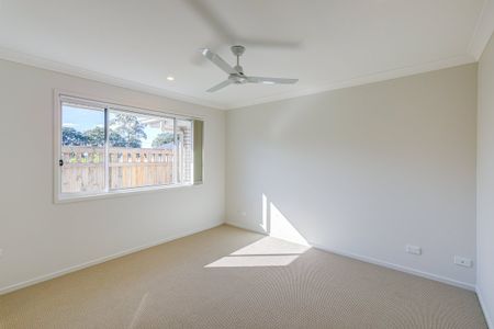 Brand New Family Home - Photo 4
