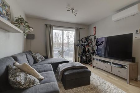 Appartement à louer - Laval (Laval-des-Rapides) Appartement à louer - Laval (Laval-des-Rapides) - Photo 2