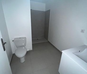 Location Appartement 1 pièce 28m² BUSSY ST GEORGES 77600 - Photo 1