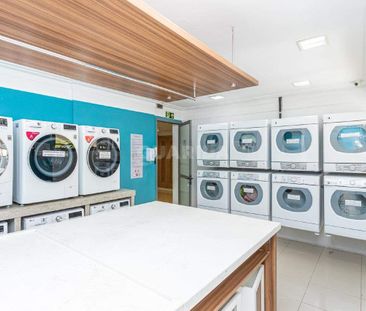 Apartamento mobiliado com 2 dormitórios e 1 vaga no bairro Petrópol... - Photo 1