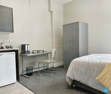Studio to rent - Photo 3