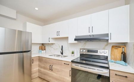 For Lease - 5508 Hillsdale Avenue, Niagara Falls, Ontario - Photo 4