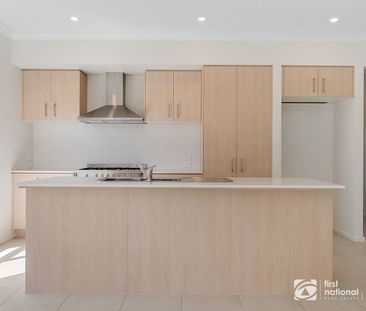 Modern Family Living in the Heart of Eynesbury - Photo 4