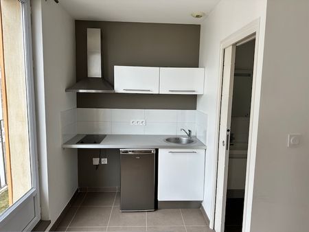 A louer appartement de type T1 de standing Brest centre Saint Martin 26 M2 - Photo 3