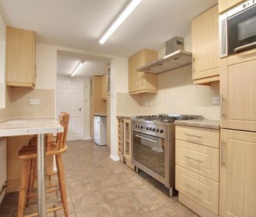 2 bedroom terraced house to rent - Photo 5