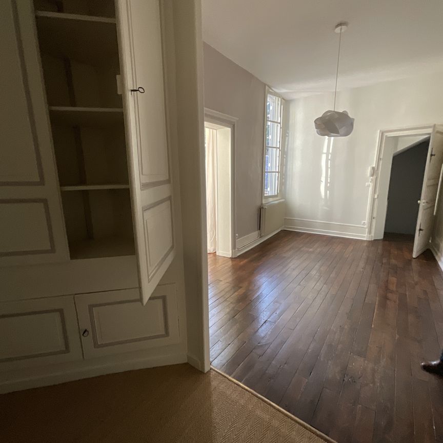 Location Appartement 5 pièces 117m² BOURGES 18000 - Photo 1