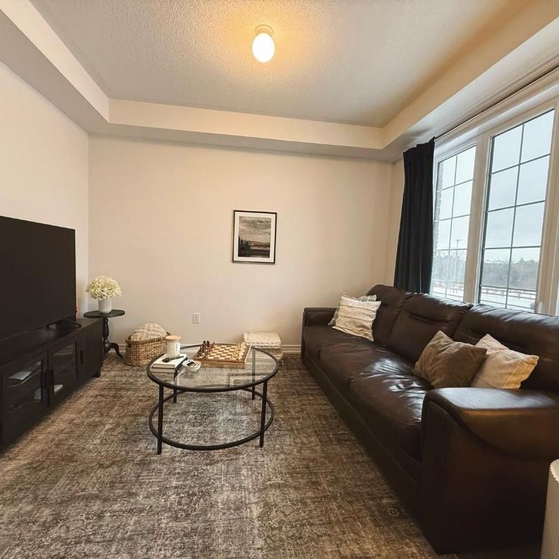 For Lease - 122 Coronation Road, Whitby, Ontario - Photo 1