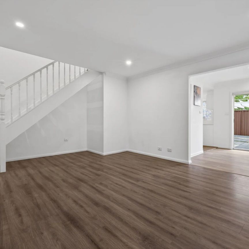 Light-Filled & Beautifully Updated Family Townhouse - Photo 1