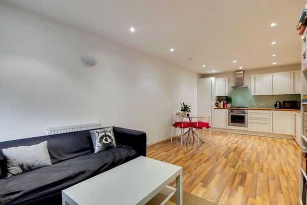 1 bedroom apartment to rent - Photo 1