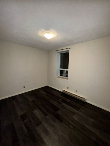 For Lease - 45 King Avenue Unit# 10, Clarington, Ontario - Photo 3