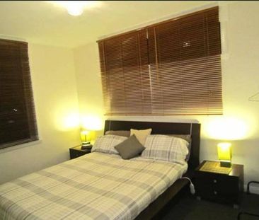 City Apartment - Photo 2