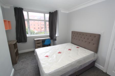 106 BELLE VUE ROAD Leeds - LS3 1HF - Photo 4