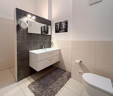 Komfortable seniorenfreundliche Dachgeschosswohnung mit Aufzug und ... - Photo 4