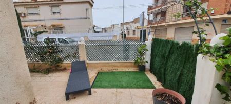 Alquiler de chalet pareado en Calle Viena, 11 - Photo 4