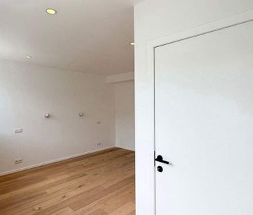 Woning te huur in Sint-Pieters-Woluwe voor € 3.000 met 5 slaapkamers - Photo 5