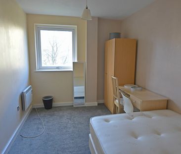 2 Bedroom Flat - Photo 5