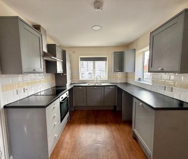 4 bedroom detached house to rent - Photo 5