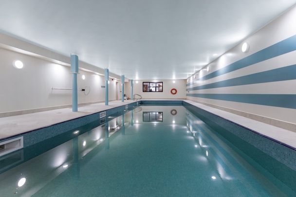 Tudor Sales & Lettings are pleased to offer for rental this fully furnished apartment. These contemporary apartments are to a high standard throughout. Blakeridge Mill benefits from a swimming and gym facility. - Photo 1