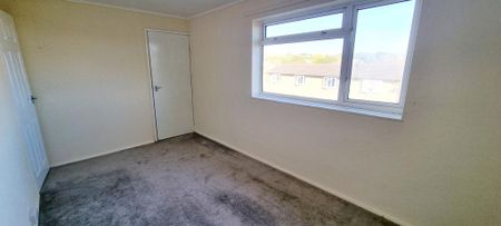 2 bedroom semi-detached house to rent - Photo 4