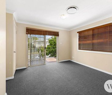 1/49 Clifford Street, Stafford - Photo 4