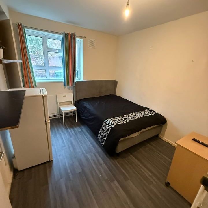 Room in a Shared Flat, Marvell House, SE5 - Photo 2