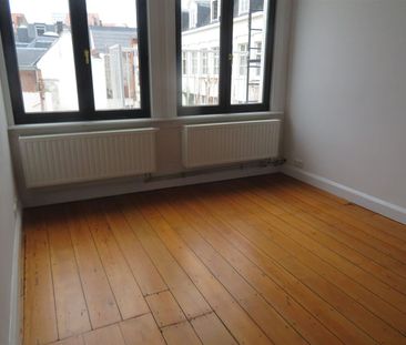 Uniek appartment met binnentuin in beschermde woning! - Photo 4