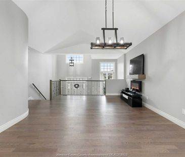 For Lease - 192 LENNOX Avenue, Essex, Ontario - Photo 4