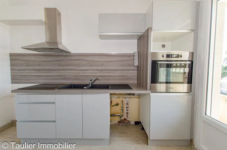 Location Appartement 2 pièces 57m² ST MARCELLIN 38160 - Photo 2