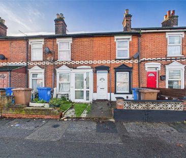 3 bedroom terraced house to rent - Photo 6