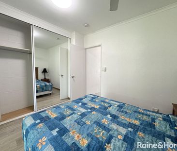 2 BEDROOM : 1 BATHROOM : FULLY FURNISHED : POOL - Photo 3