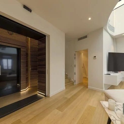 Appartement te huur - Photo 1