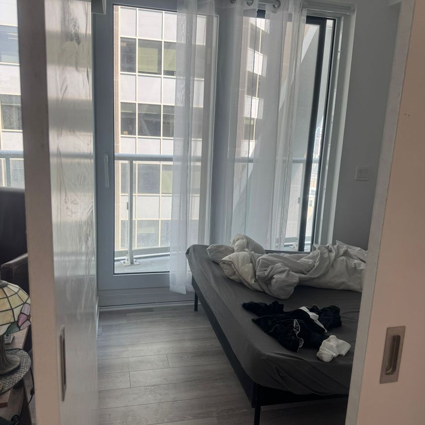 For Lease - 230 Simcoe Street Unit# Unit 1528 2nd Bedroom, Toronto, Ontario - Photo 1