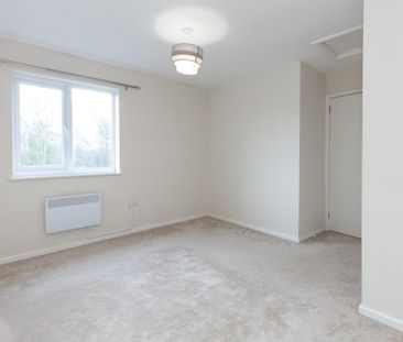 Avocet Way, Bicester - Photo 3