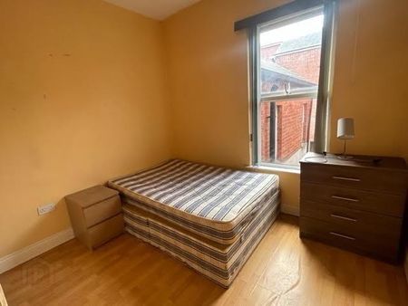 Great 7 Bedroom House, 69 University Avenue, Queens Quarter, Belfast, BT7 1GX - Photo 5