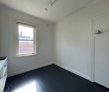 IDEALLY LOCATED COOGEE STUDIO! - Photo 1