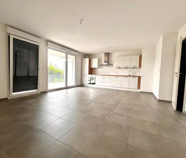 Location Appartement SAINT LOUIS 864 € CC - Photo 6