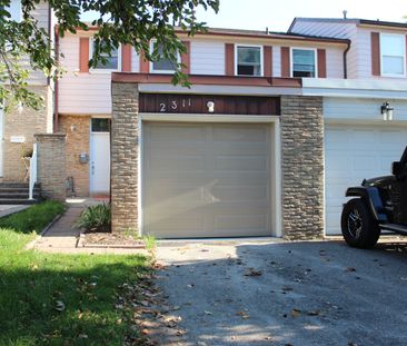 For Lease - 2311 Bridletowne Circle, Toronto, Ontario - Photo 3