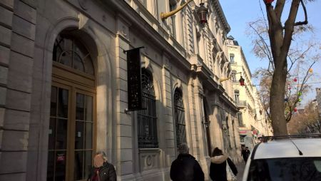 location Appartement T3 DE 76.9m² À LYON - Photo 2