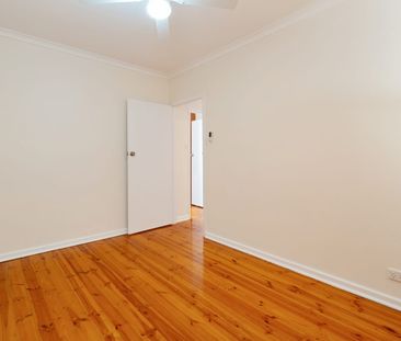 Delightful Family Home - Photo 4